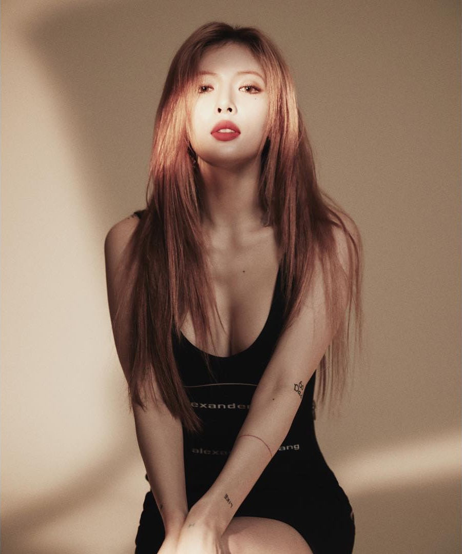 rs_900x1080-190421234220-hyuna-04.jpg